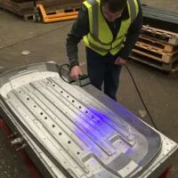 Scanning mould tool in a factory